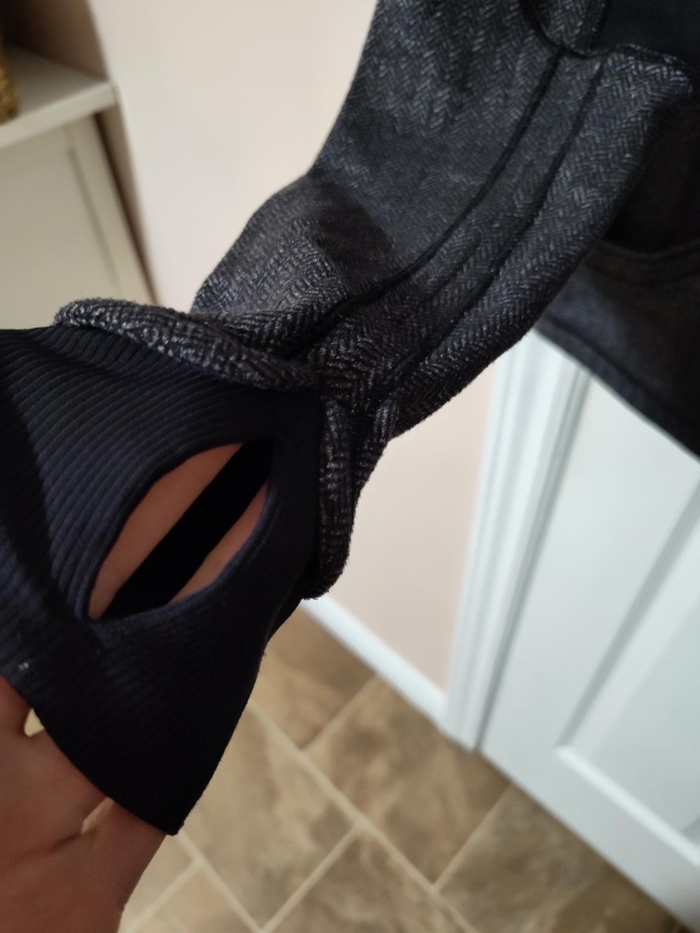 Lululemon Herringbone Pullover Jacket Size 10 Grey Black - Picture 5 of 10